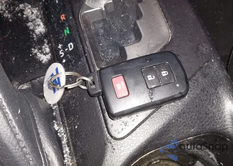 2017 Toyota Rav4 Hybrid Xle из США, поврежденный, VIN JTMRJREV9HD146639